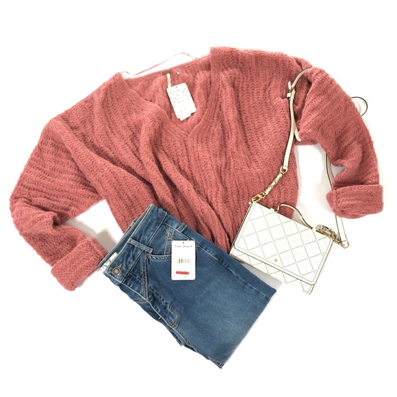 Free People V-neck Pink Light Knit Slouchy Sweater - Picture 2 of 5